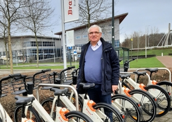 Cees Jansen bij Bravofiets